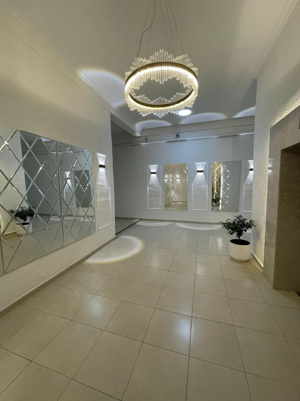 Paradise Apartment Batoumi Extérieur photo